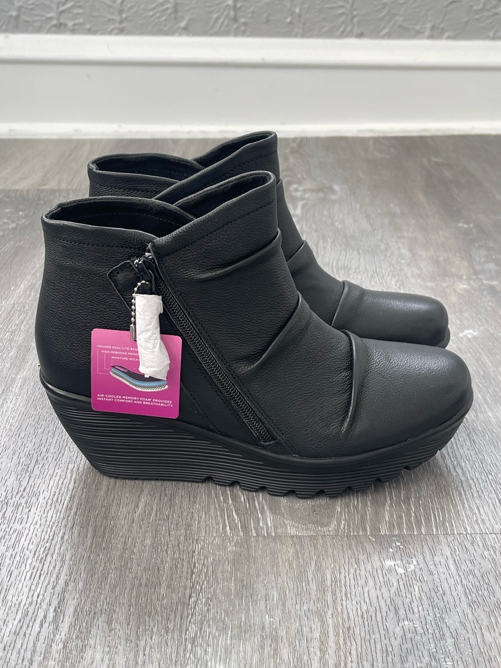 Skechers NEW Parallel-Double Trouble Black Leather Ankle Wedge Booties Size 9.5